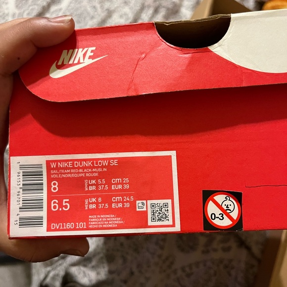Nike Dunk Low SE Red and White Sneakers - Picture 4 of 4